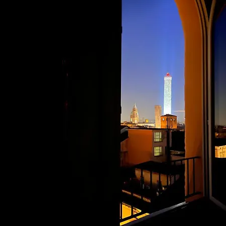 Tower Of Lovers - Ancient Altana Apartment Bologna