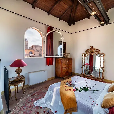 Tower Of Lovers - Iconic Ancient Altana * Bolonya