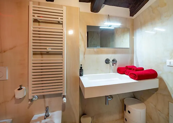 아파트 Tower Of Lovers - Iconic Ancient Altana