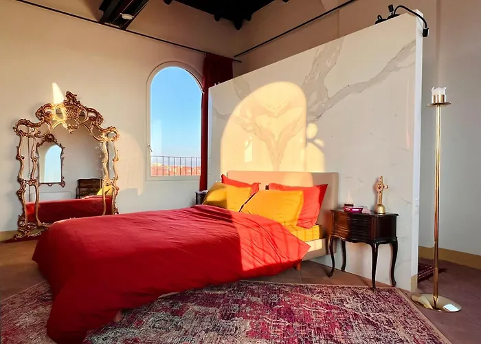 Tower Of Lovers - Iconic Ancient Altana 볼로냐