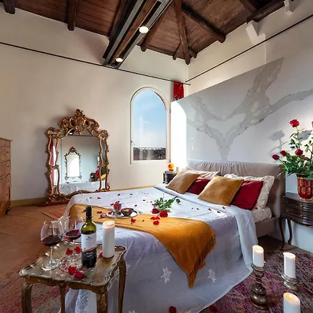 Tower Of Lovers - Ancient Altana Apartment Bologna