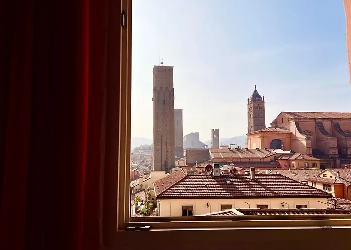 Tower Of Lovers - Iconic Ancient Altana Apartman *